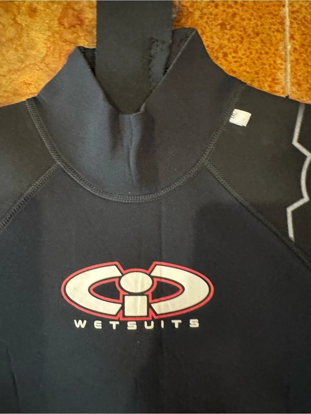 TWF International Ltd. Short Sleeve Wetsuit - Black & Red